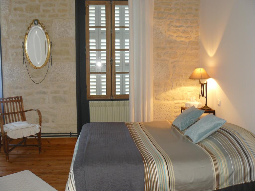 Bed and Breakfast Les 2 Madeleine Saint-Saturnin-du-Bois Pokoj fotografie