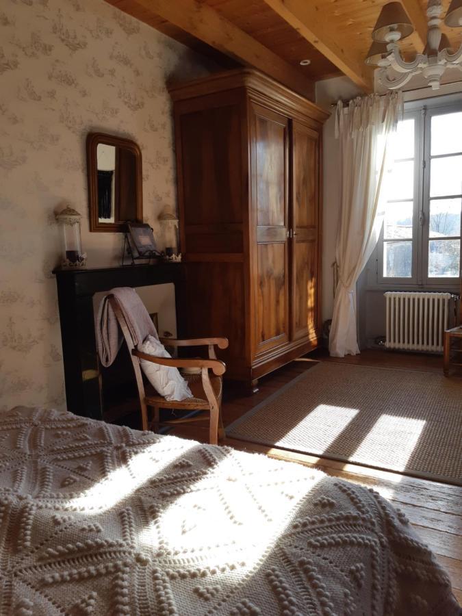 Bed and Breakfast Les 2 Madeleine Saint-Saturnin-du-Bois Exteriér fotografie